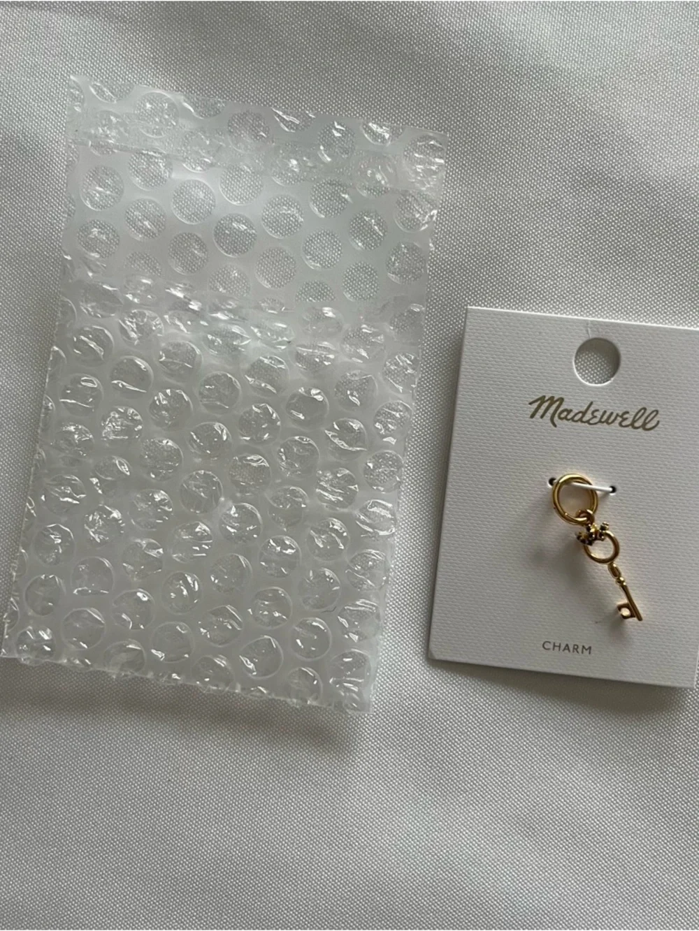 Madewell Skeleton Key Antique Gold Plated Brass Jewelry Charm One Size NWT - Picture 7 of 8